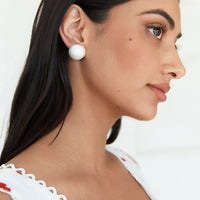 Pearlescent Earrings White