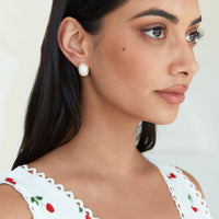 Shimmer Secret Earrings Gold