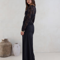 Larna Sleeved Maxi Dress Black