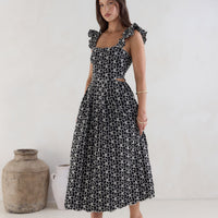 Uncharted Bliss Midi Dress Black