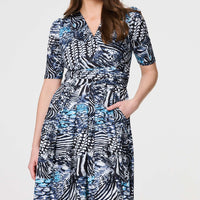 Abstract Ruched 1/2 Sleeve Midi Dress