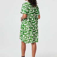 Abstract 1/2 Sleeve Knee Length Dress