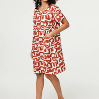 Abstract 1/2 Sleeve Knee Length Dress