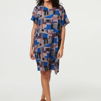 Abstract Relaxed Knee Length Shift Dress