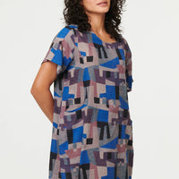 Abstract Relaxed Knee Length Shift Dress