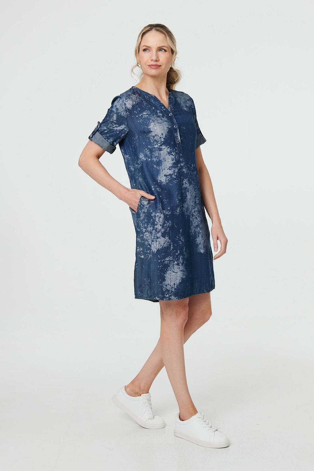 Relaxed Turn-Up 1/2 Sleeve Short Dress